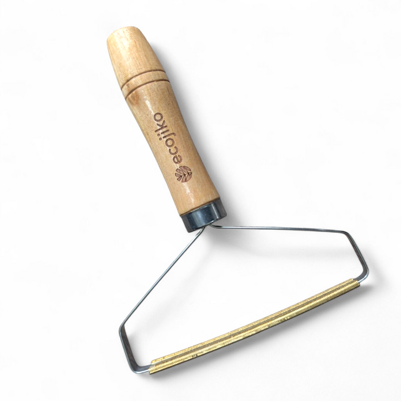 Wooden Lint & Pet Hair Remover, Carpet Scraper-0
