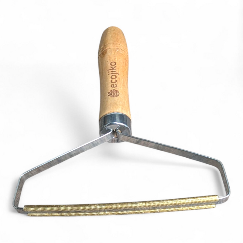 Wooden Lint & Pet Hair Remover, Carpet Scraper-1